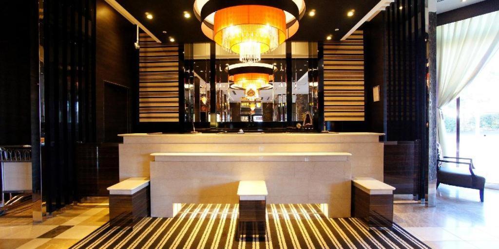 Apa Hotel Chiba Inzaimakinohara-Ekimae Narita Exterior photo